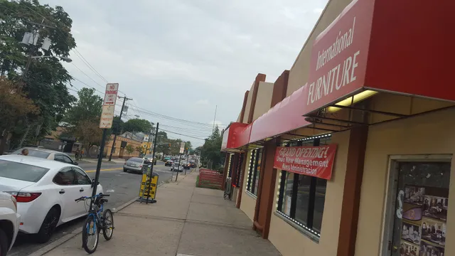 International Furniture