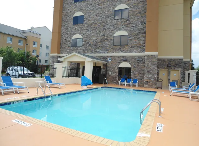 Holiday Inn Express & Suites Atlanta East - Lithonia by IHG