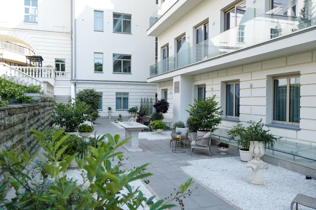 Grand Royal Rezidens