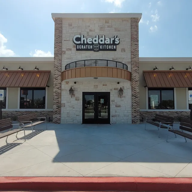 Cheddar's Scratch Kitchen