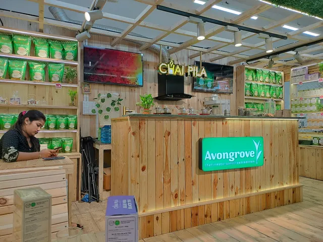 Chai Pila Maxus Mall