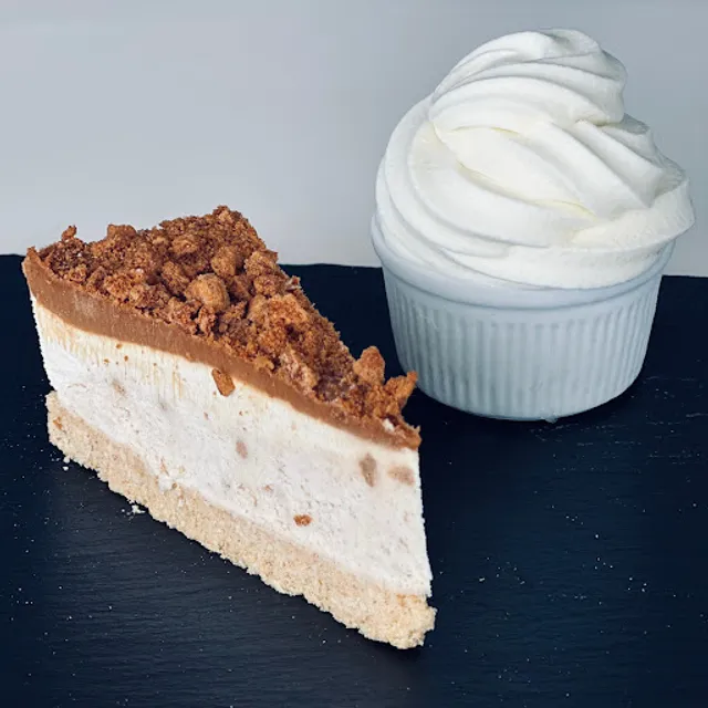 Flurries Cakes and Shakes