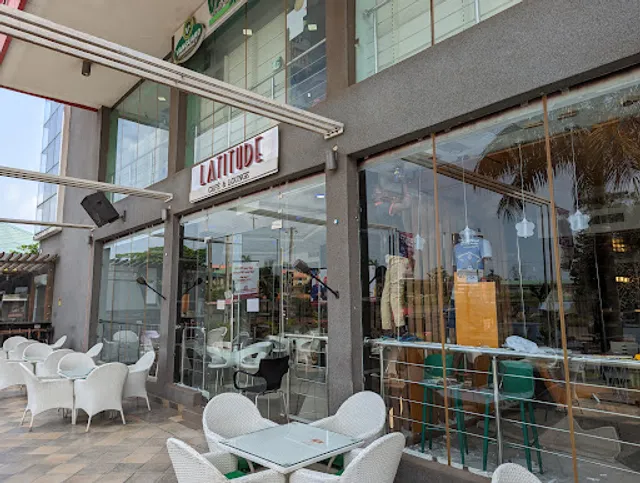 Latitude Café & Lounge