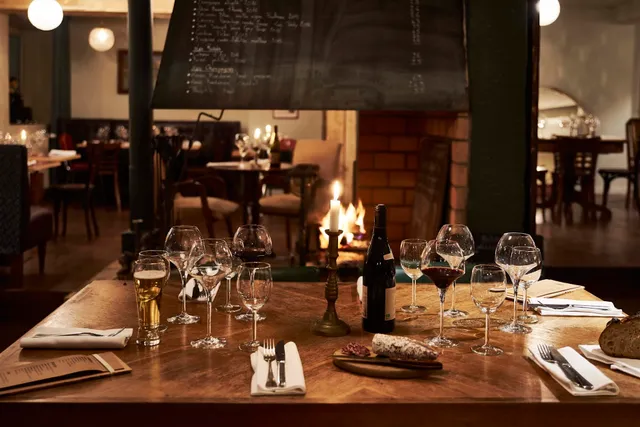 Là-Haut sur la Colline