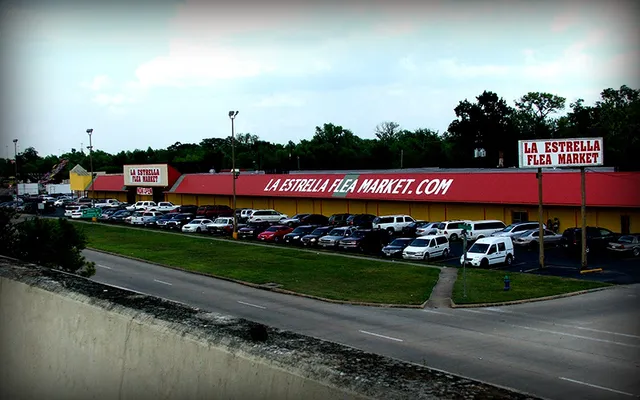 La Estrella Flea Market