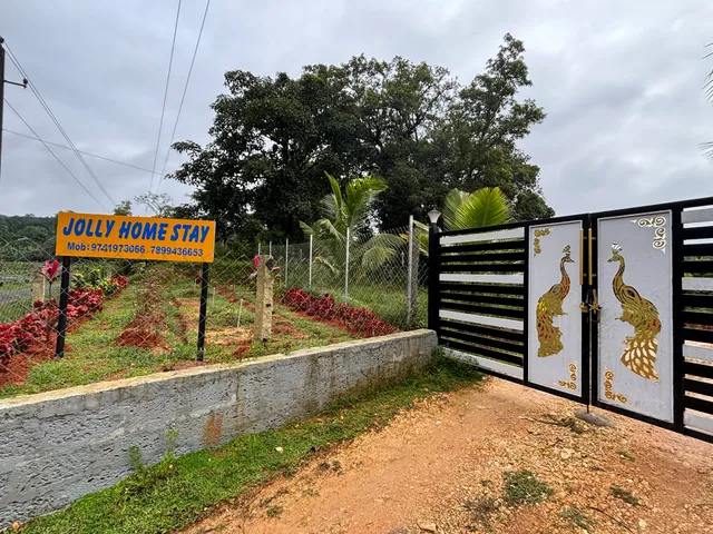 Jolly Homestay