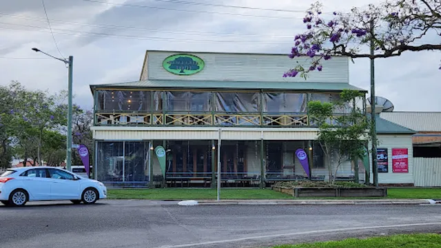 Village Green Hotel