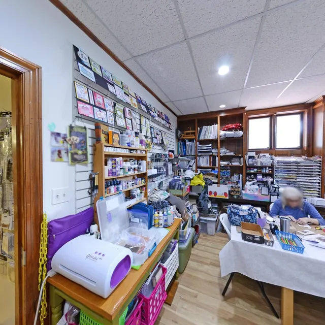 GoldensHill Papercrafts