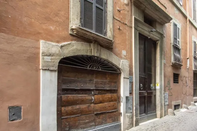 Capranica Private Suites | Magenta Collection | Pantheon - Piazza Navona | Guesthouse