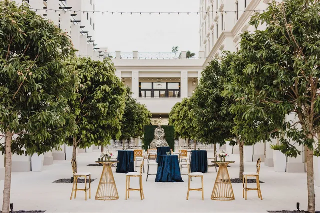 Thesis Hotel Miami Coral Gables