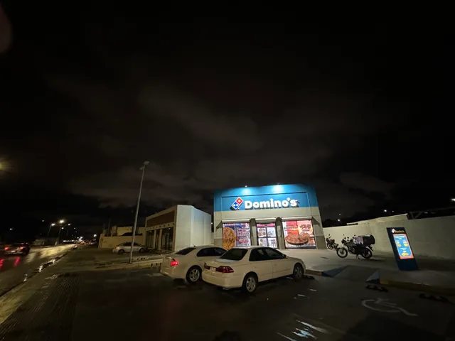 Domino's Pizza Carlos Amaya