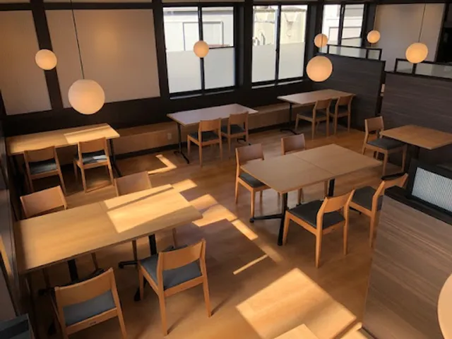 鶏料理専門店 トリヤマルハチ 次郎丸店