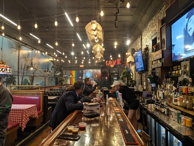 Mikey's Late Night Slice