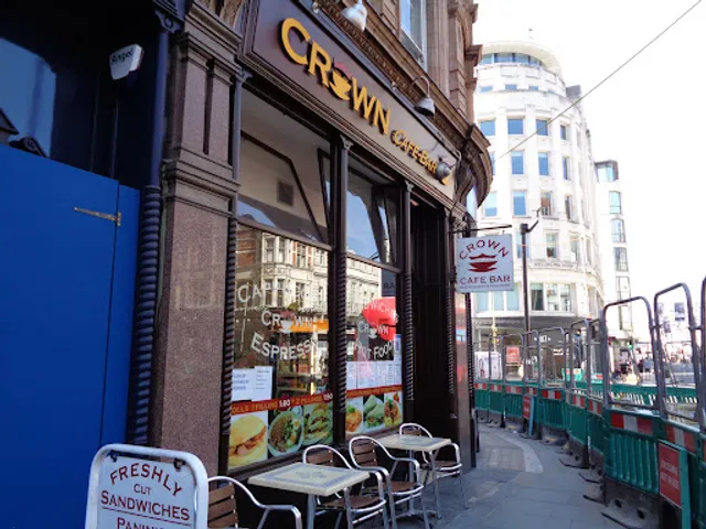 Crown - Cafe Português