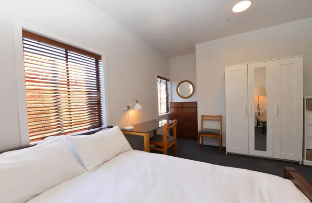 Studio 41a Leslie Avenue-Morningside