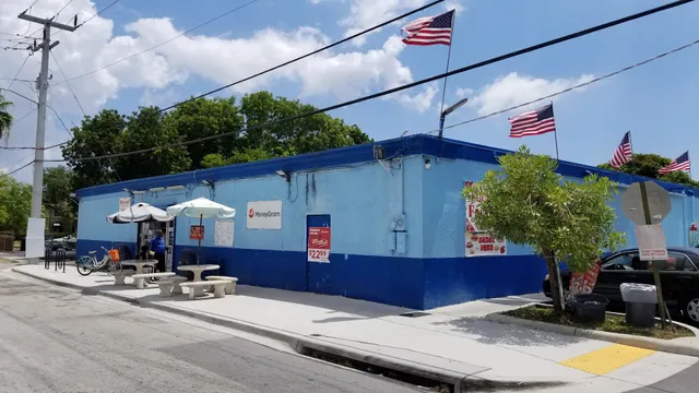 Dixie Court Food Market