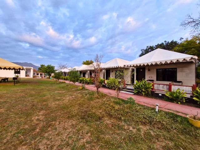 Bharat Lake View Resort