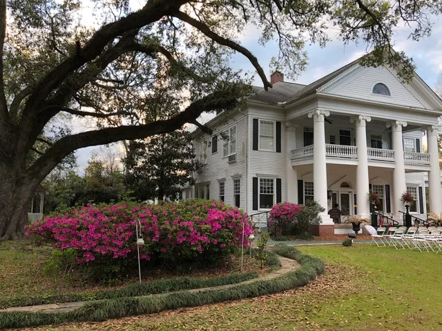 Historic Michabelle Inn