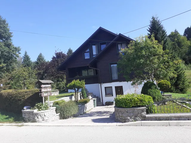 Monte Rosa Apartments