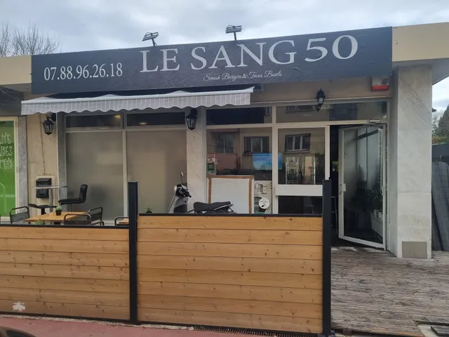 Snack Le sang 50 ( le 150)