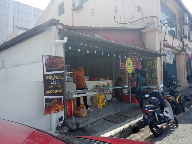 QASIM MAMAK STALL (حلال)