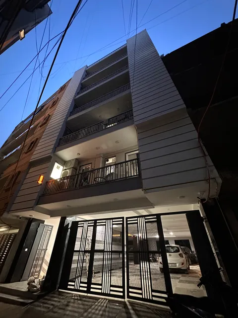 CineVista by Svobo | 3BhkLuxe Bollywood Loft Qutub