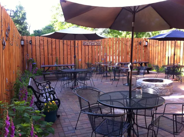 Jackson's Bar & Grille