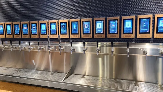 Smokin' Oak Wood-Fired Pizza and Taproom