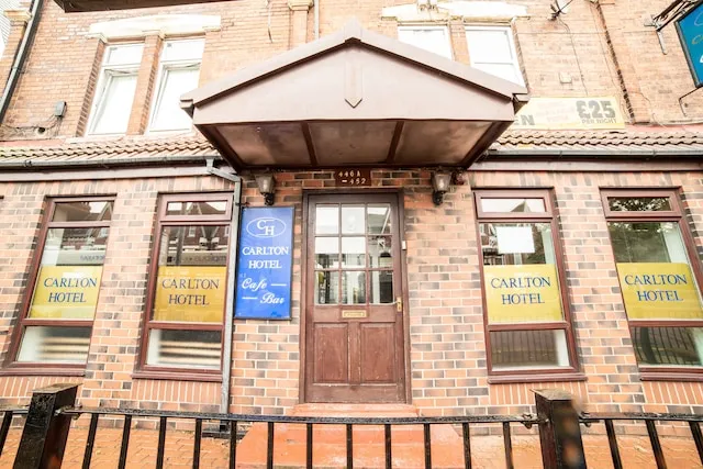 OYO The Carlton Hotel