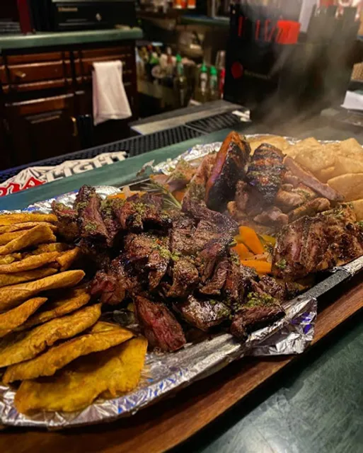 Dia & Noche Restaurant