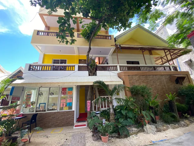 St Vincent Cottages Dee and Timmy Side