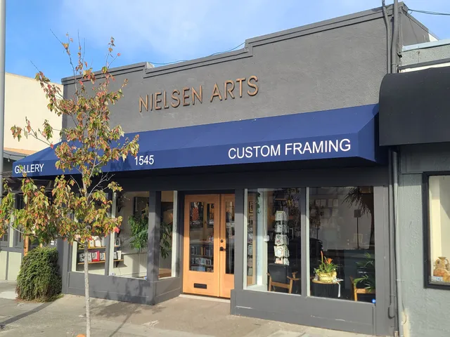 Nielsen Arts Gallery and Custom Framing