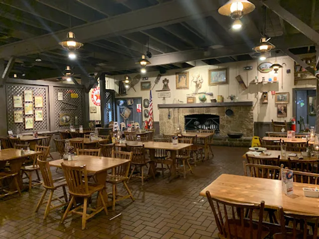 Cracker Barrel Old Country Store