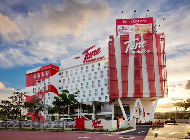 Tune Hotel - Danga Bay