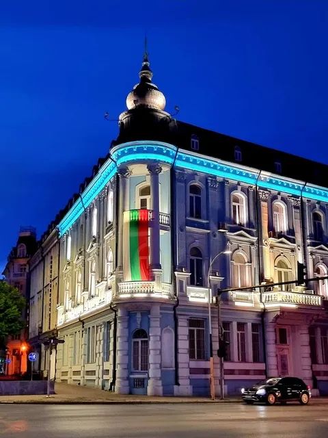 Теви Апартс