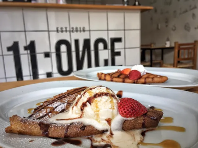 11:ONCE Cafe & Bobba