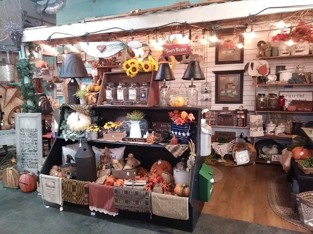 Sheila’s Country Attic