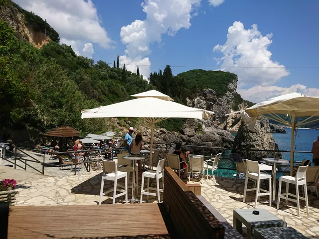 La Grotta Bar