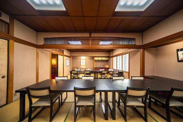 天然とらふぐ専門店 博多 今池本店