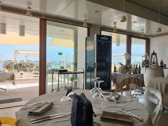 SeaSide Restaurant