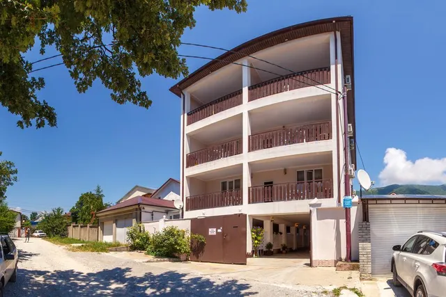 Gostevoy Dom Valensiya