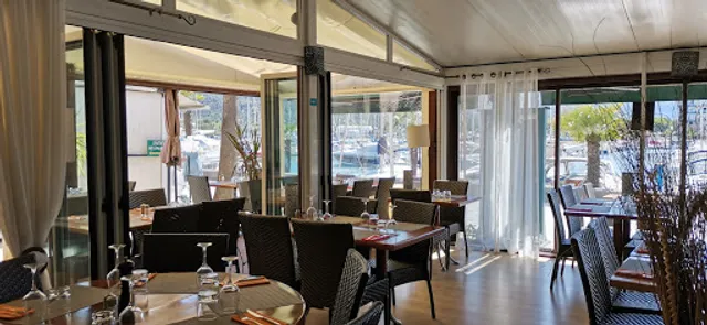 La Mariscada (vue sur le port)