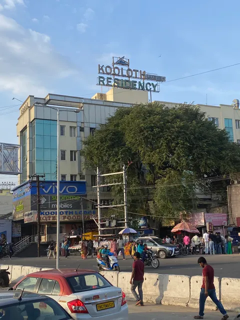 Hotel Kooloth Lake View Residency