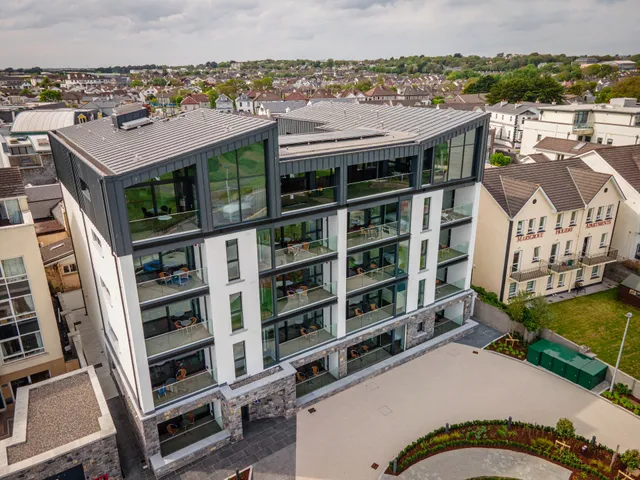 Shoreline Apartments