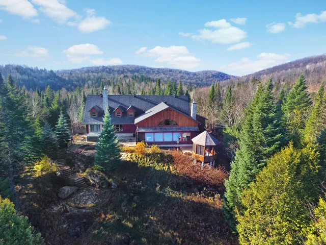 Lodge d'Howard Chalet Spa Nature