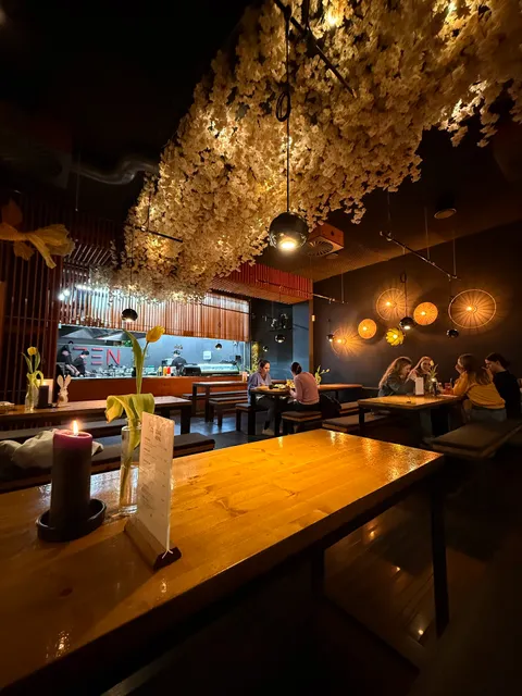 ZEN Restaurant & Bar