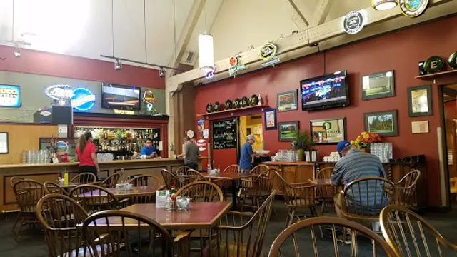 Eastmoreland Golf Course Bar & Grill