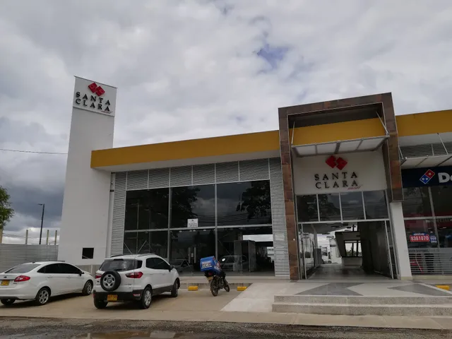 Centro Comercial Santa Clara