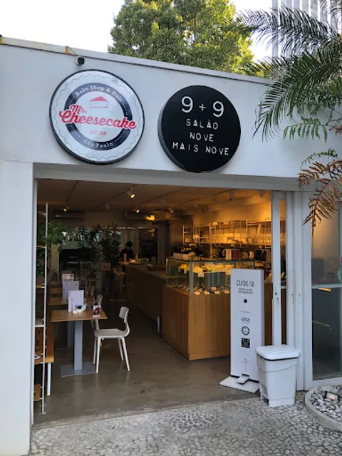 Mr. Cheesecake Bake Shop & Deli