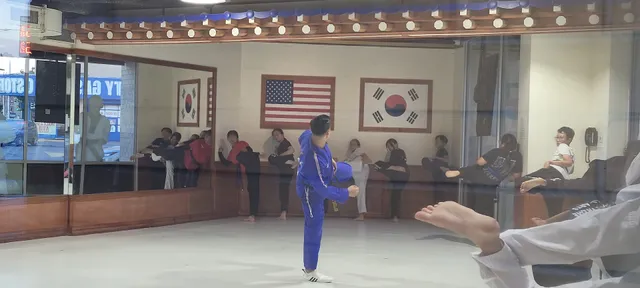 United Xtreme Martial arts, Elmhurst